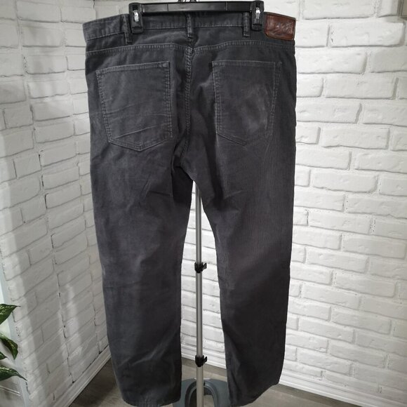 Dockers Men's Size 38/32 Dark Grey Straight Fit Corduroy Pants - Picture 2 of 16